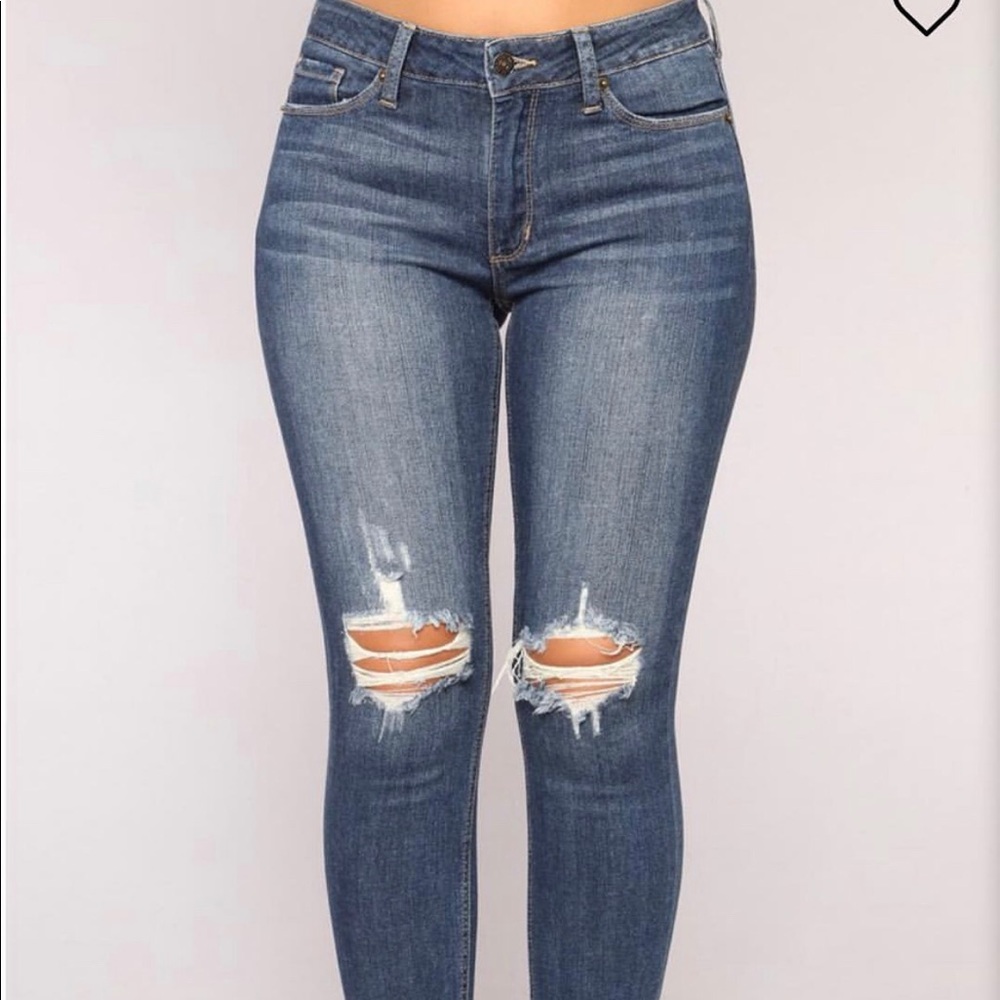 Blue fashionnova jeans!